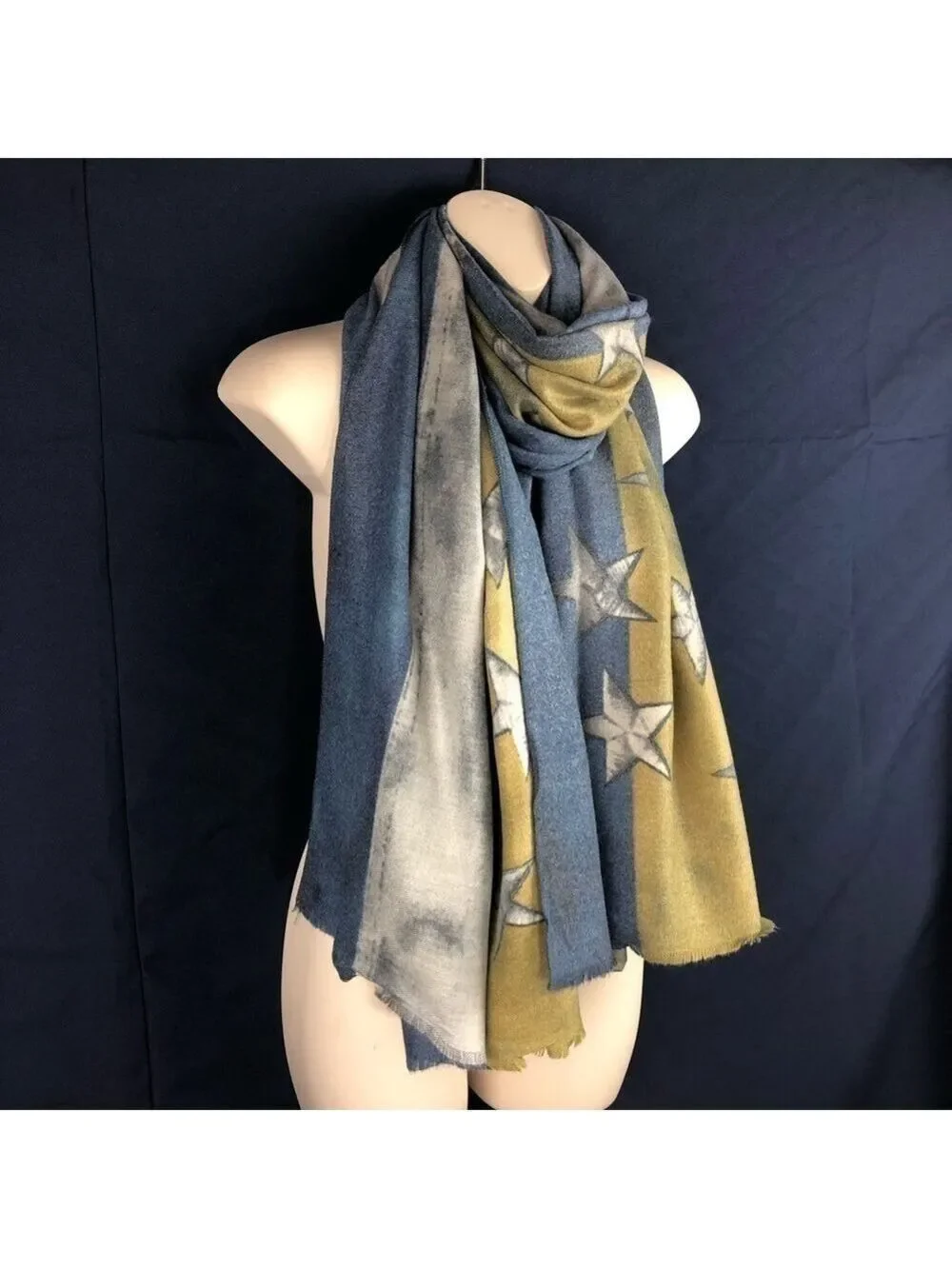N/A fringed hem